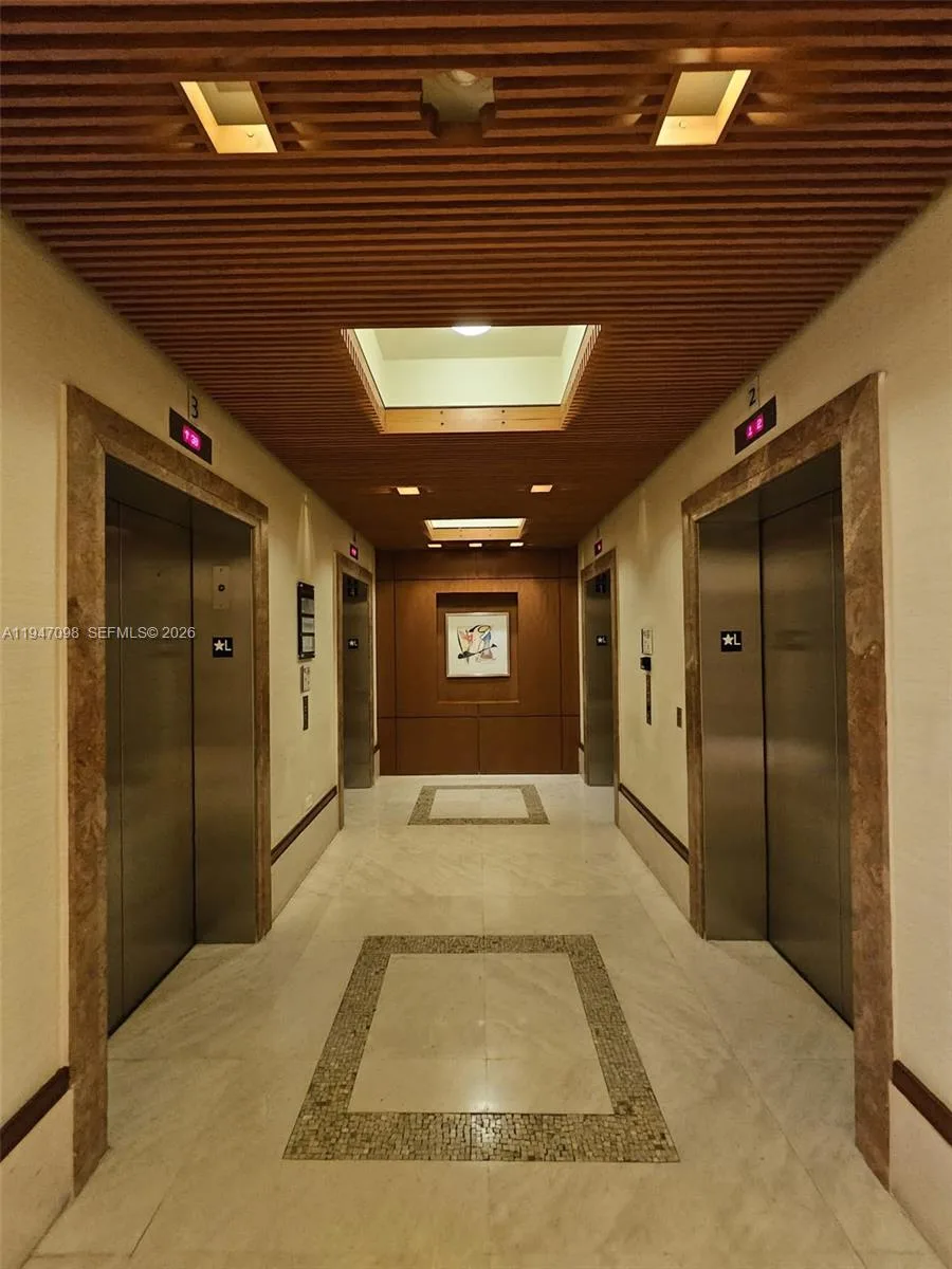 1060 Brickell Ave # 1917, Miami, FL 33131 photo 4