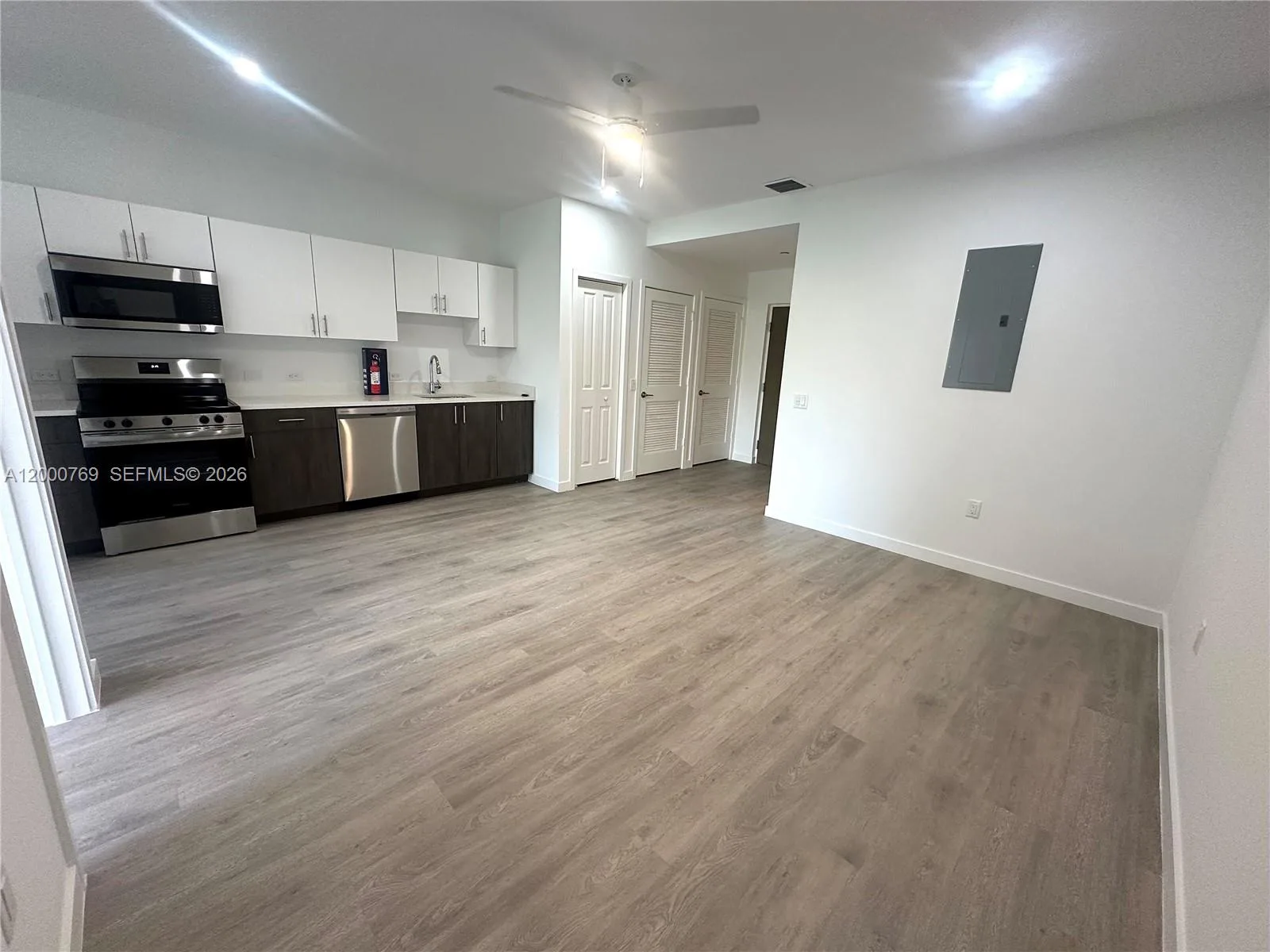 20 NE 19th Ave # 304, Pompano Beach, FL 33060 photo 6
