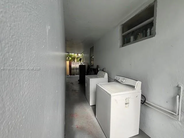 7230 NW 3rd St, Miami, FL 33126 photo 2