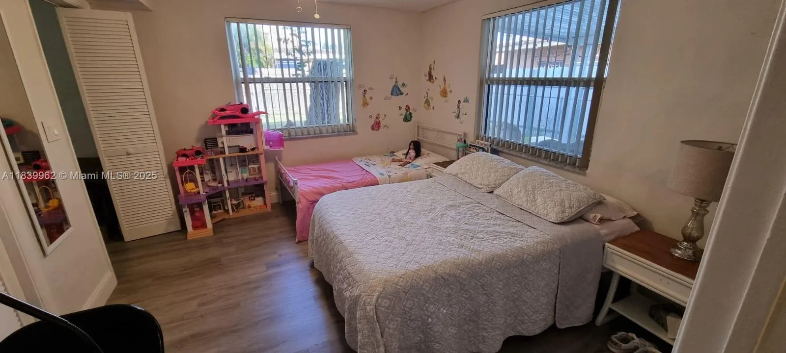 7230 NW 3rd St, Miami, FL 33126 photo 5