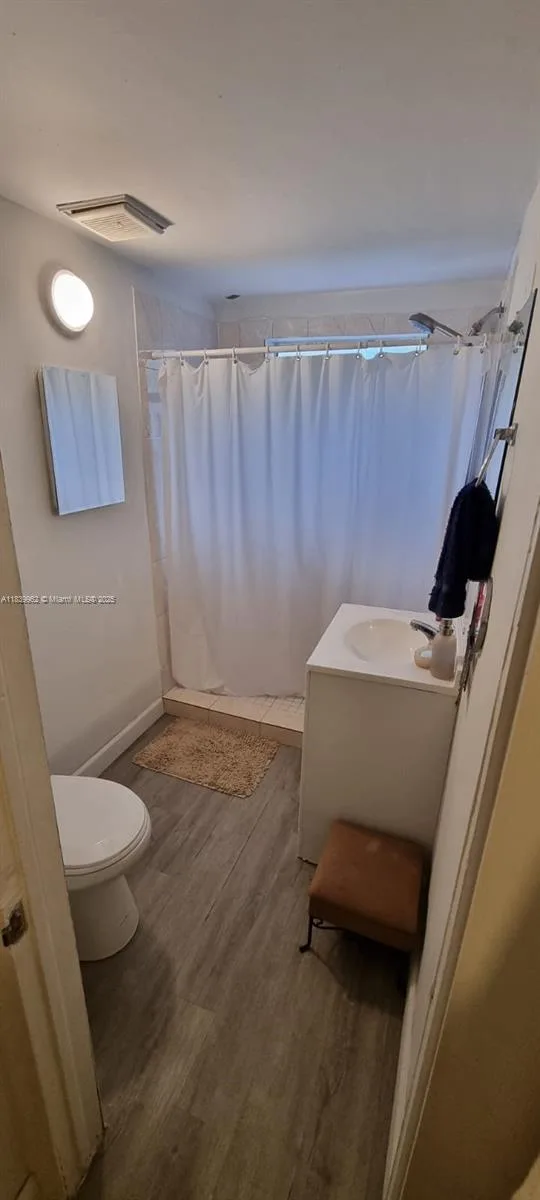 7230 NW 3rd St, Miami, FL 33126 photo 7