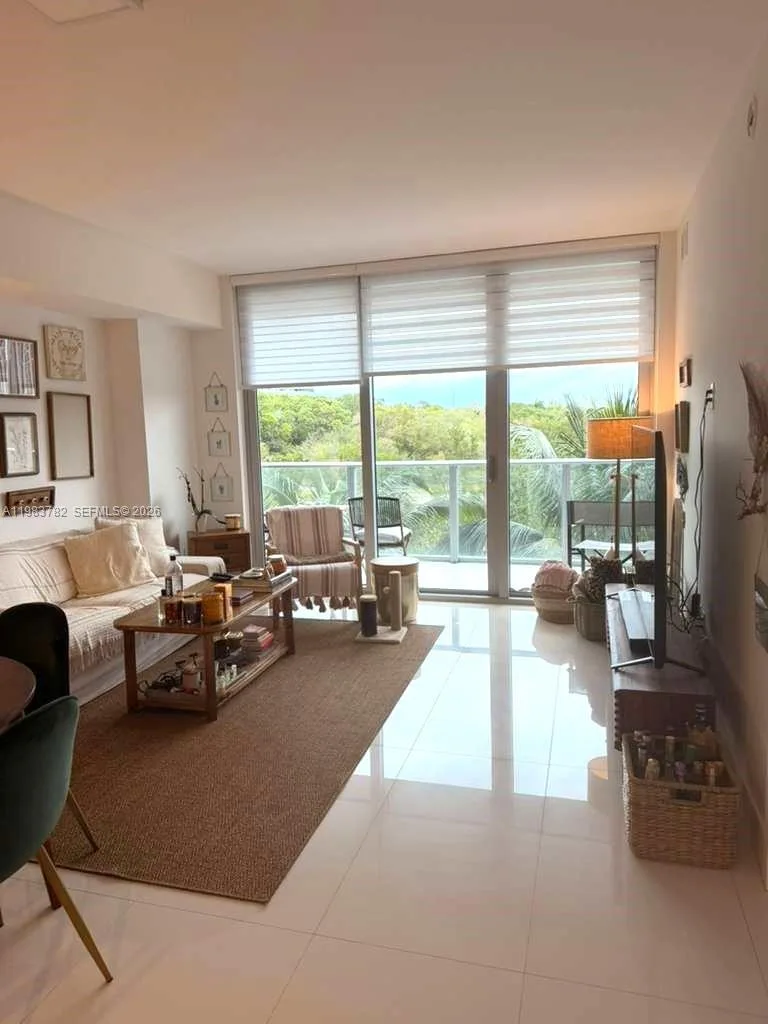 16385 BISCAYNE BLVD # 303, Sunny Isles Beach, FL 33160 photo 4