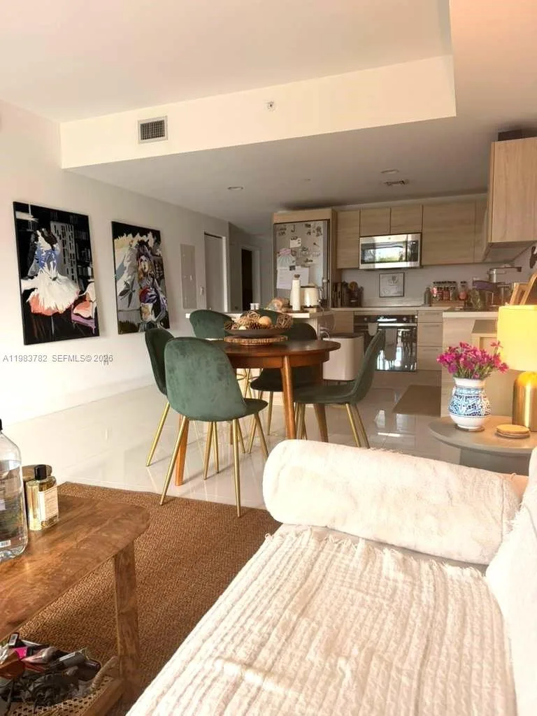 16385 BISCAYNE BLVD # 303, Sunny Isles Beach, FL 33160 photo 5