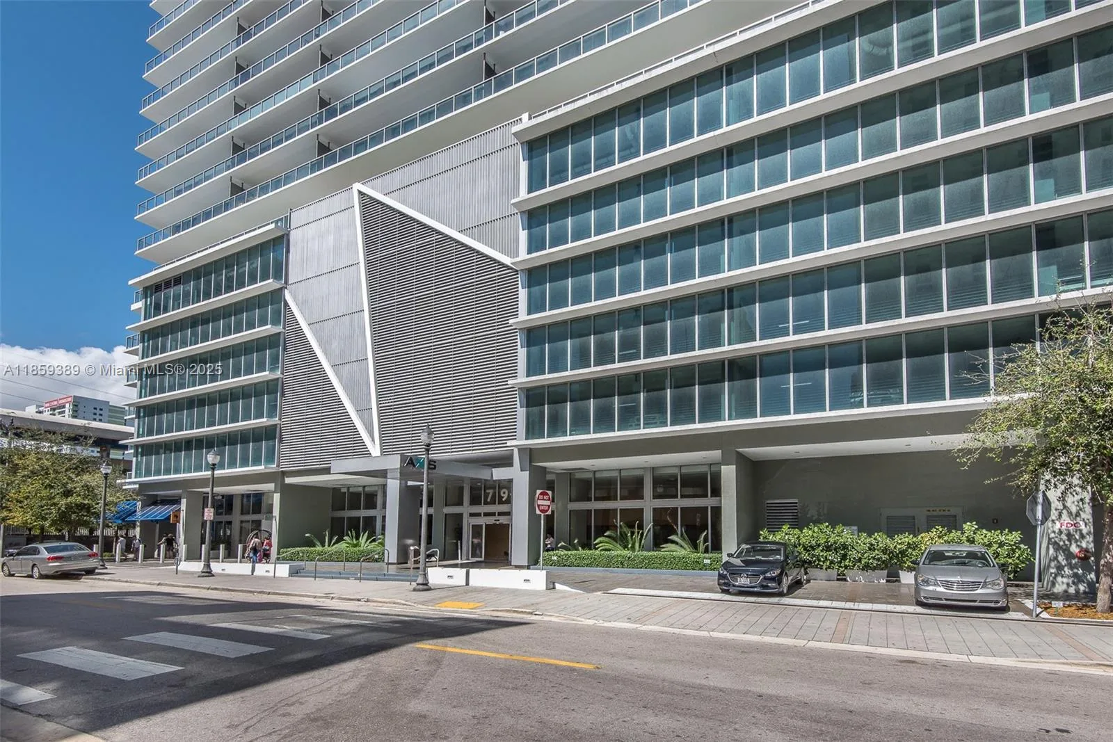 79 SW 12 ST # 1904-S, Miami, FL 33130