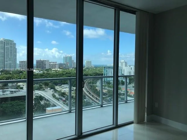 79 SW 12 ST # 1904-S, Miami, FL 33130 photo 3