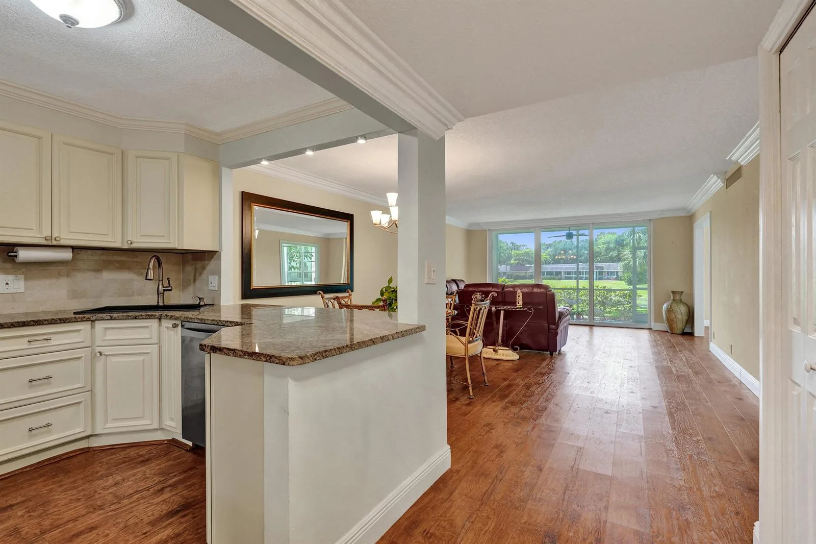 3621 Oaks Clubhouse Drive # 101, Pompano Beach, FL 33069 photo 7