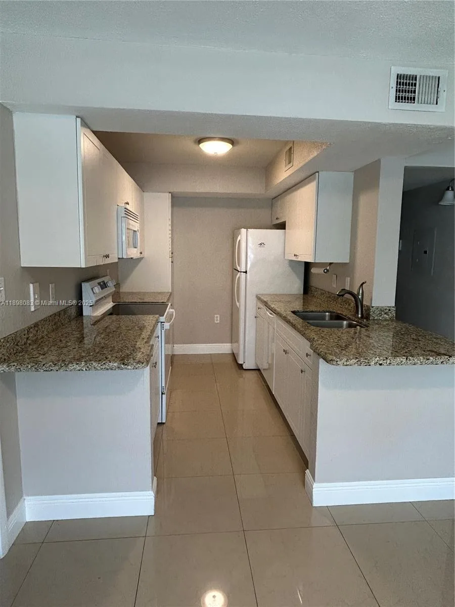 15581 SW 104th Ter # 214, Miami, FL 33196 photo 6