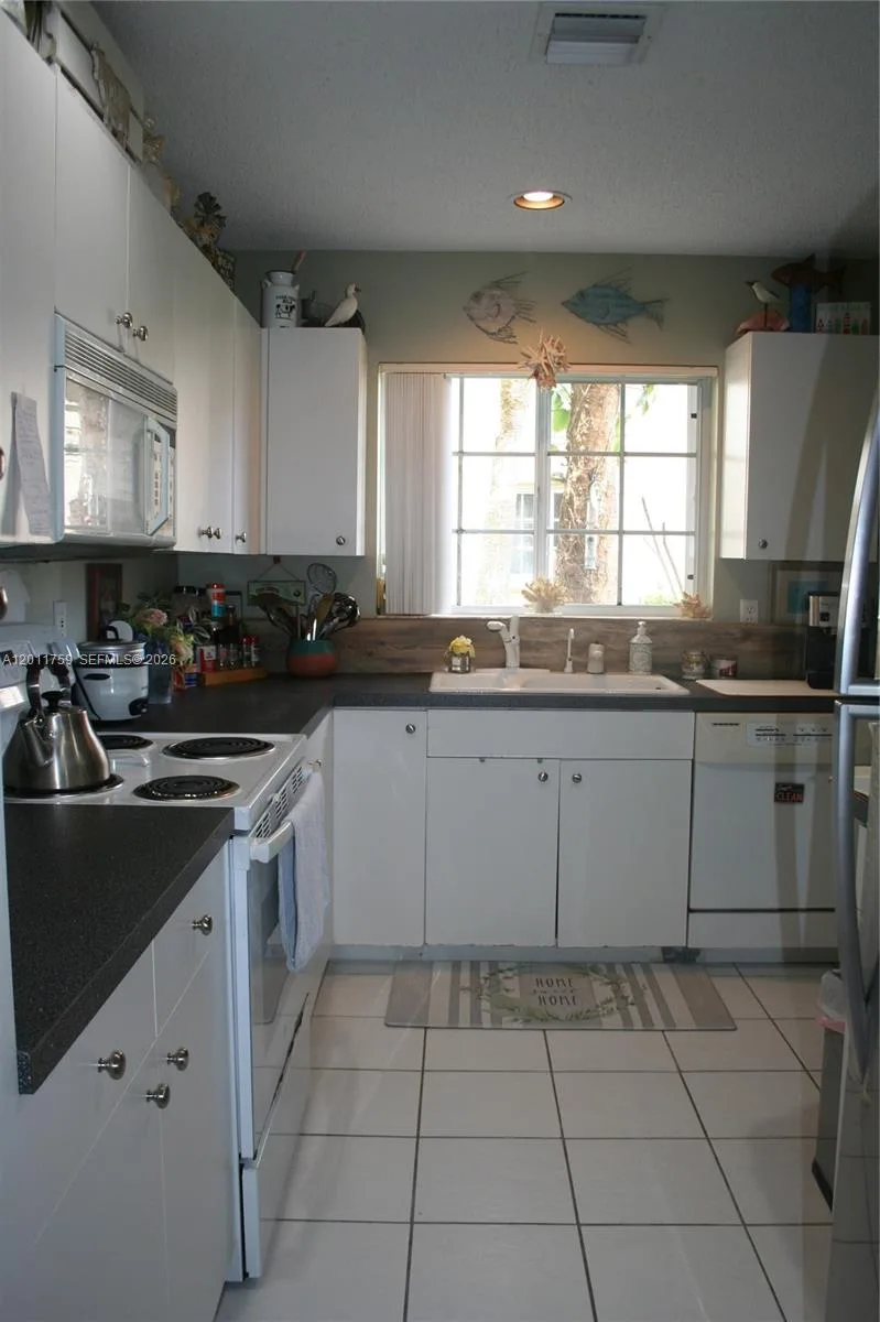 6200 NW 74th Ct, Parkland, FL 33067 photo 11