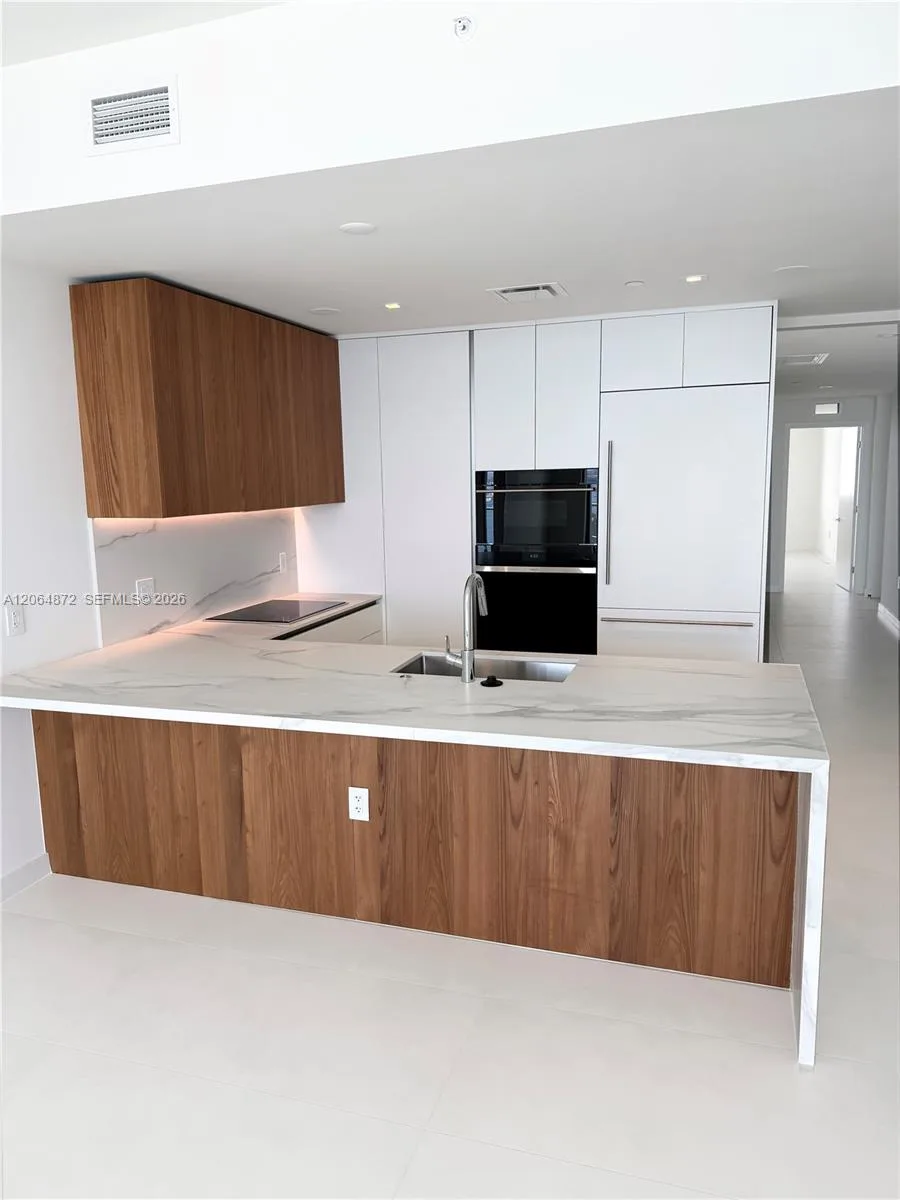 1400 BISCAYNE BLVD # 3603, Miami, FL 33132 photo 7