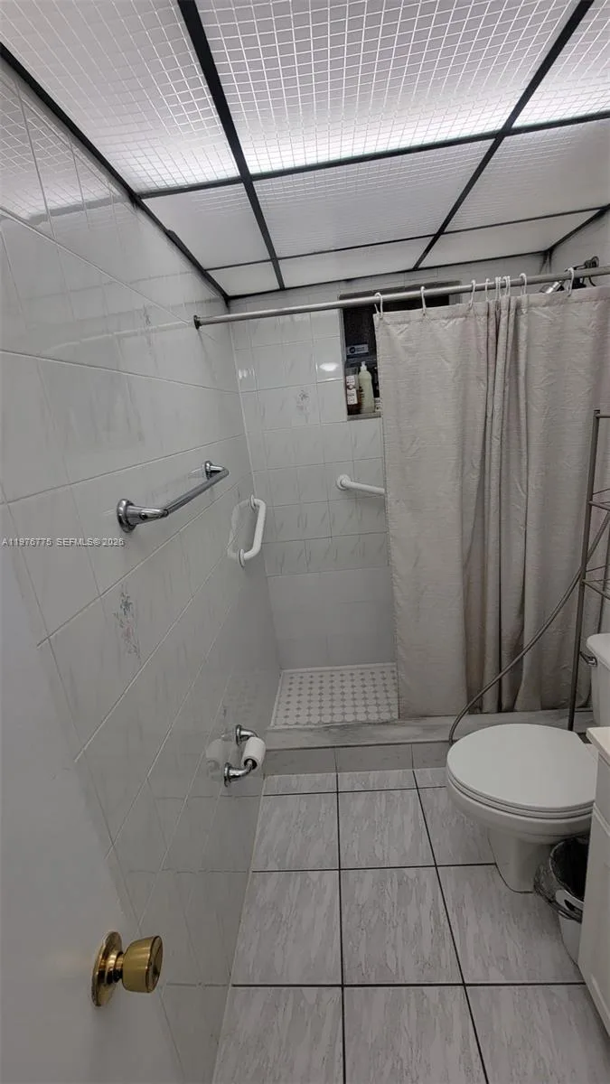 6820 W Flagler St # 207, Miami, FL 33144 photo 12