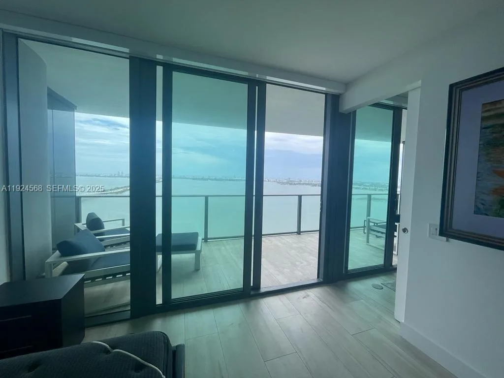 3131 NE 7th Ave # 3802, Miami, FL 33137 photo 12