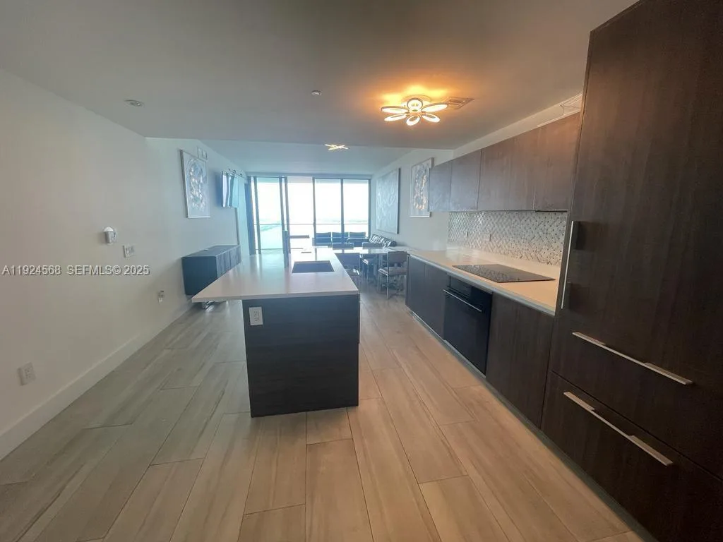 3131 NE 7th Ave # 3802, Miami, FL 33137 photo 3