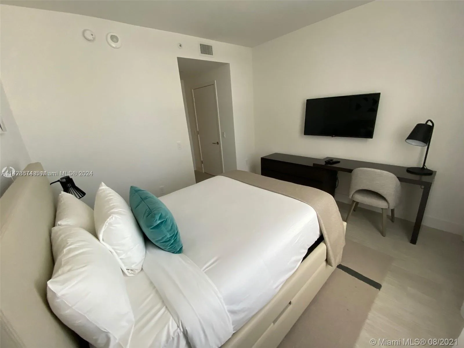 4010 S Ocean Dr # R301, Hollywood, FL 33019 photo 13