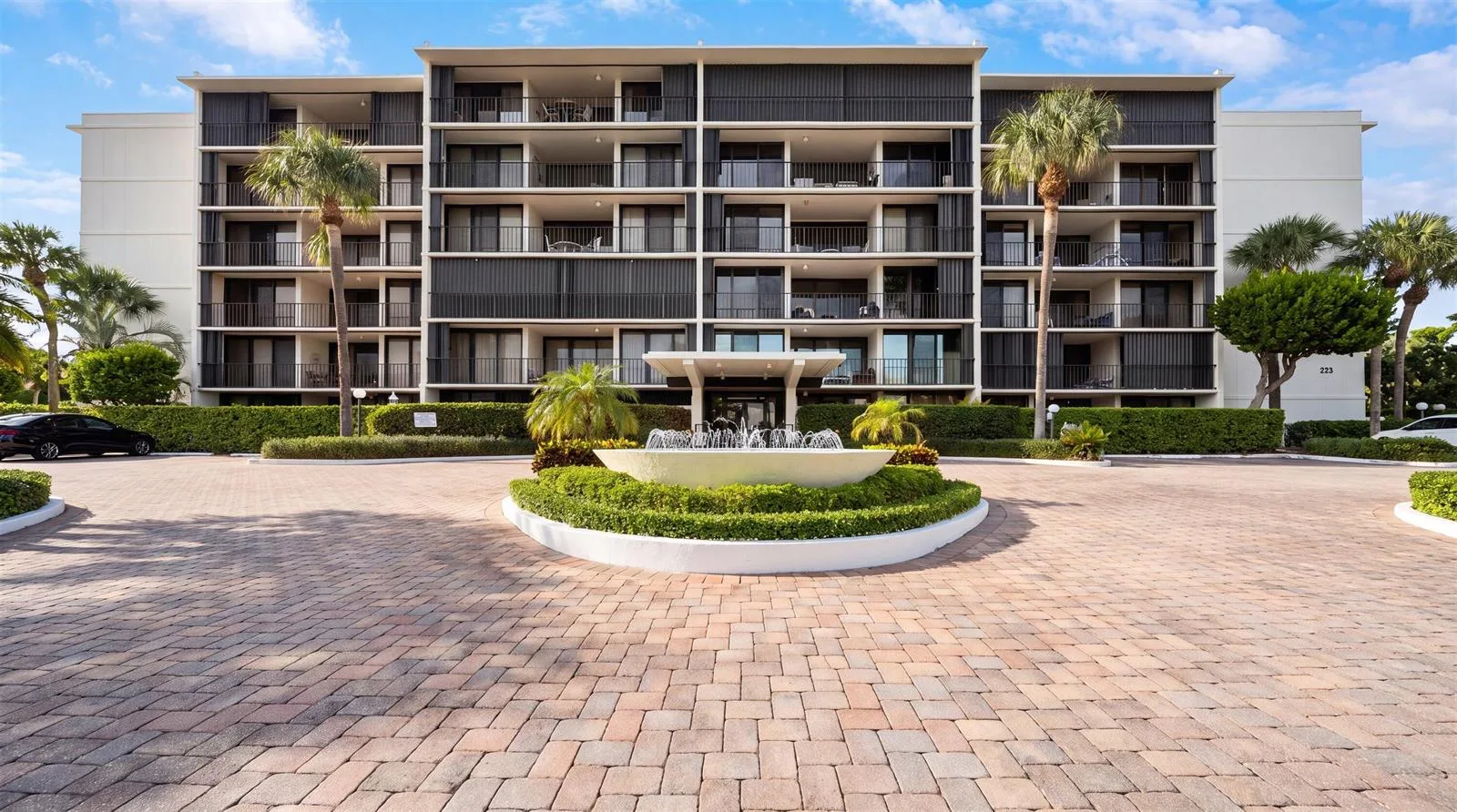 225 S Beach Road # 102, Jupiter, FL 33469
