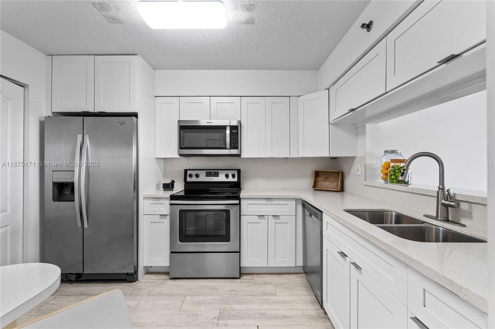 5757 Collins Ave # 1602, Miami Beach, FL 33140 photo 9
