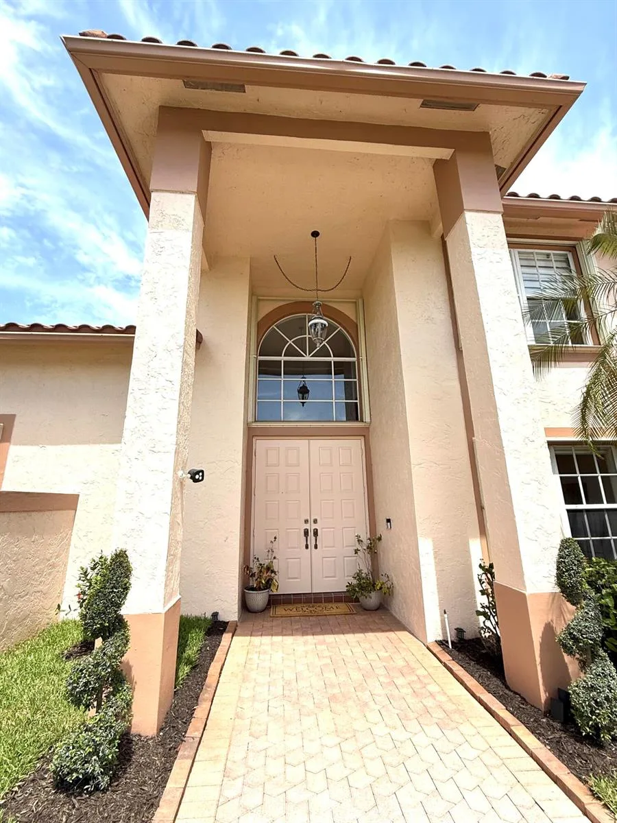 9392 Cascade Court, Boynton Beach, FL 33437