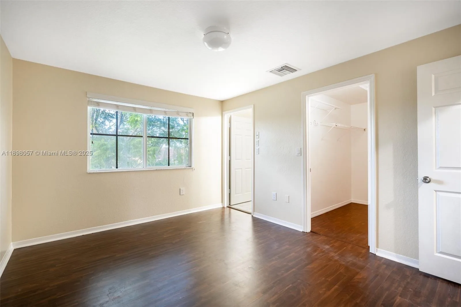 6051 SW 19th Pl, North Lauderdale, FL 33068 photo 13