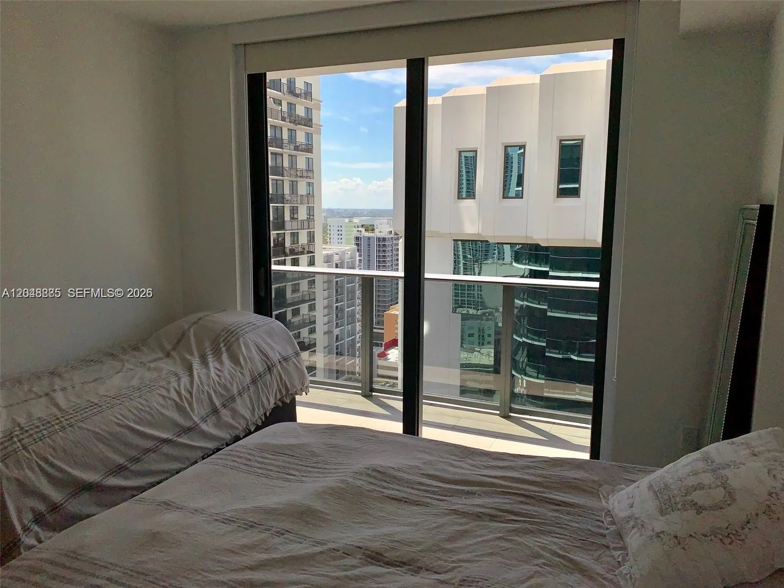 55 SW 9th St # 2706, Miami, FL 33130 photo 8