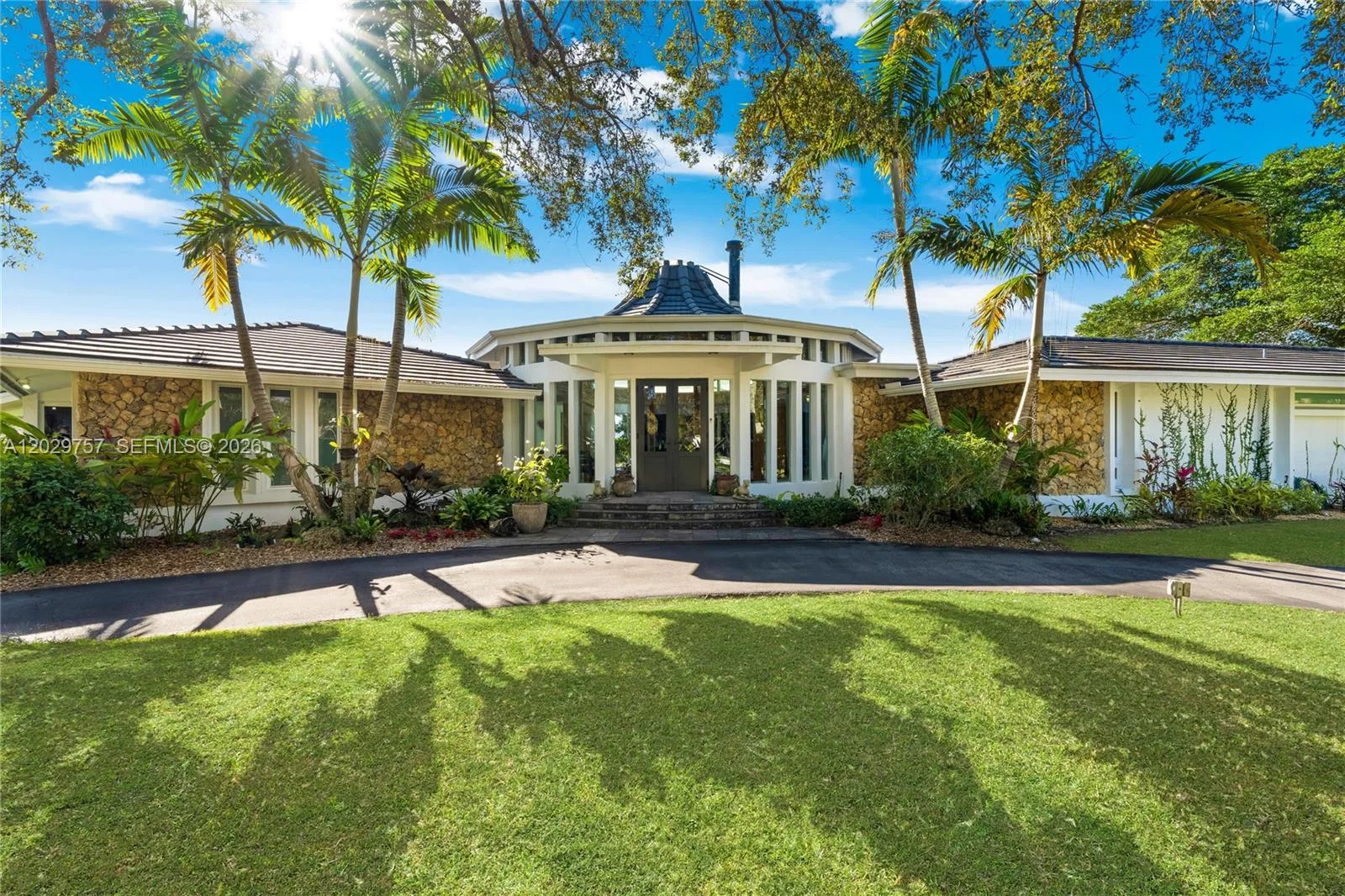 13300 SW 69th Ave, Pinecrest, FL 33156 photo 2