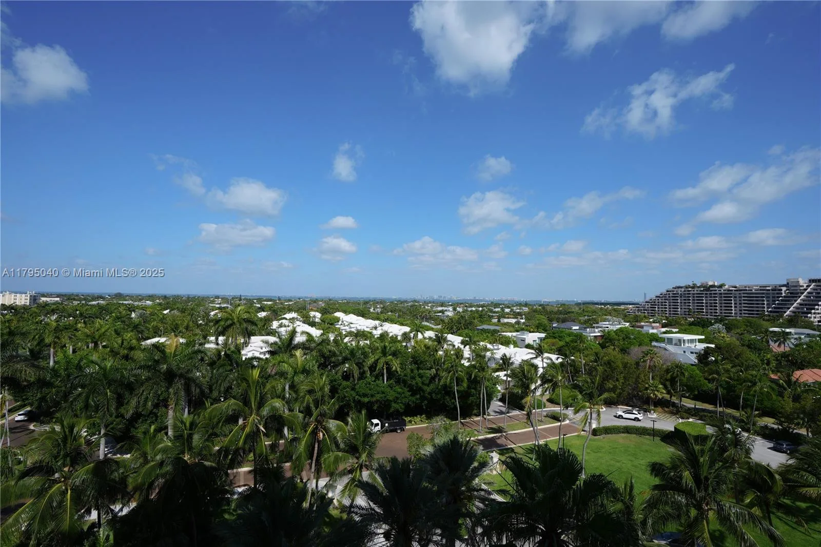 445 Grand Bay Dr # 802, Key Biscayne, FL 33149 photo 10