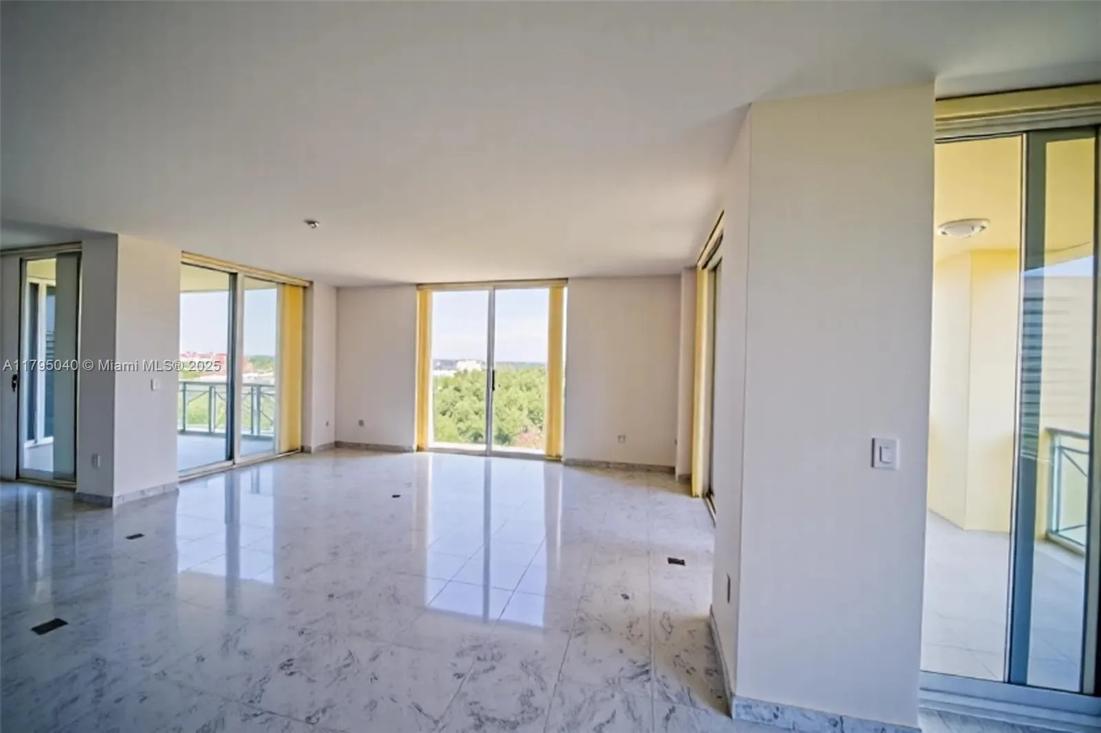 445 Grand Bay Dr # 802, Key Biscayne, FL 33149 photo 4