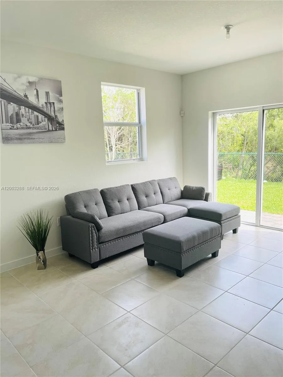 916 SE 19th St # 916, Homestead, FL 33034 photo 7