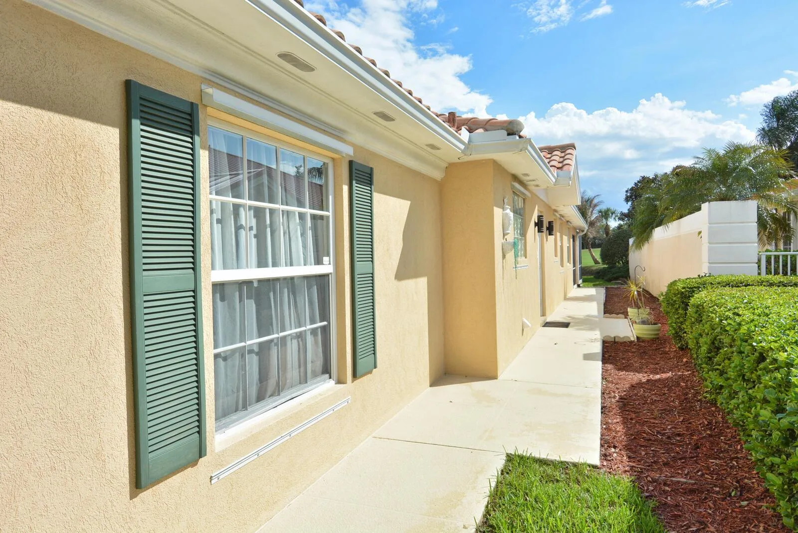 1020 SW Balmoral Trace, Stuart, FL 34997 photo 2