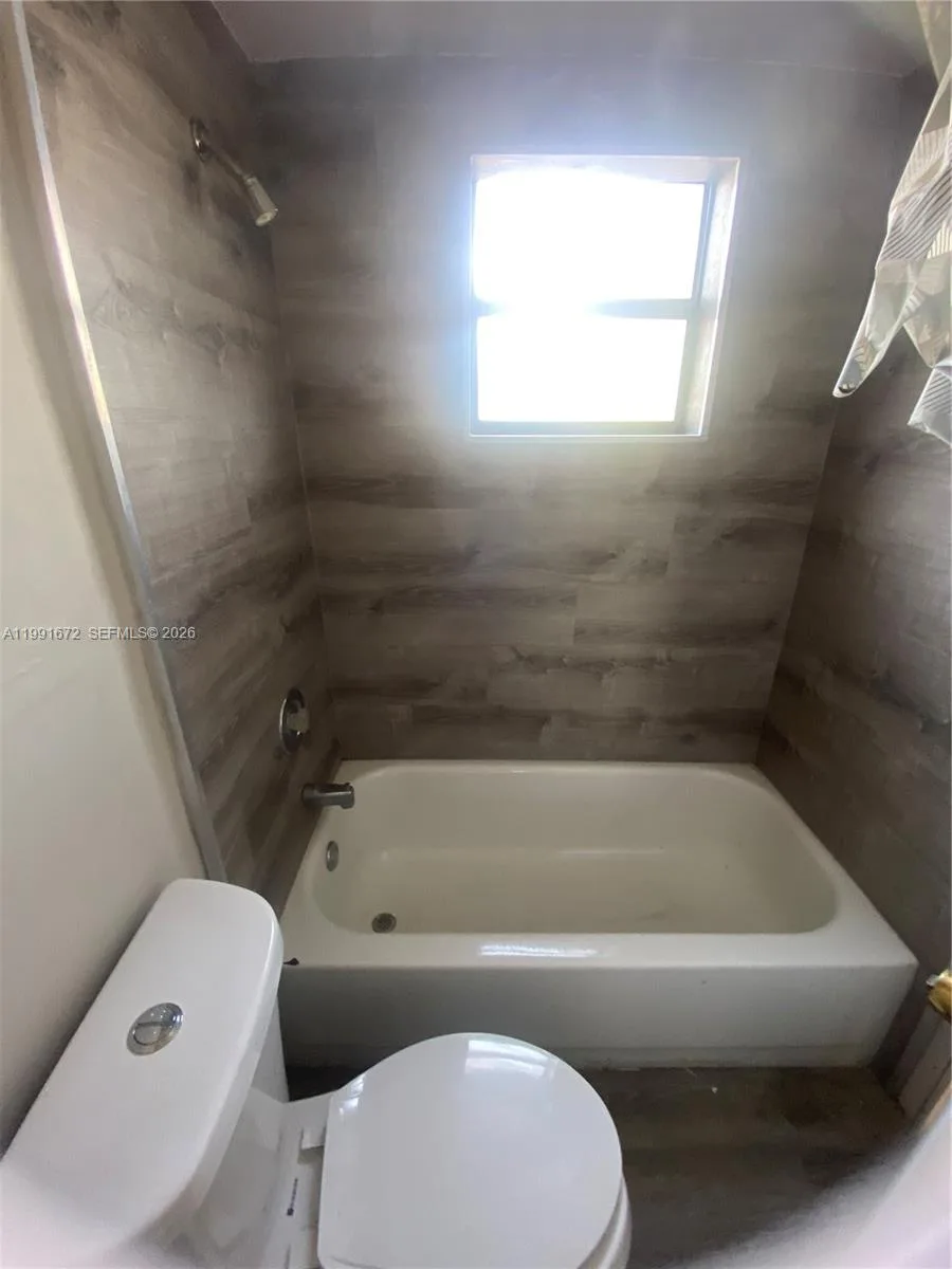 13500 NE 3rd Ct # 205, North Miami, FL 33161 photo 5
