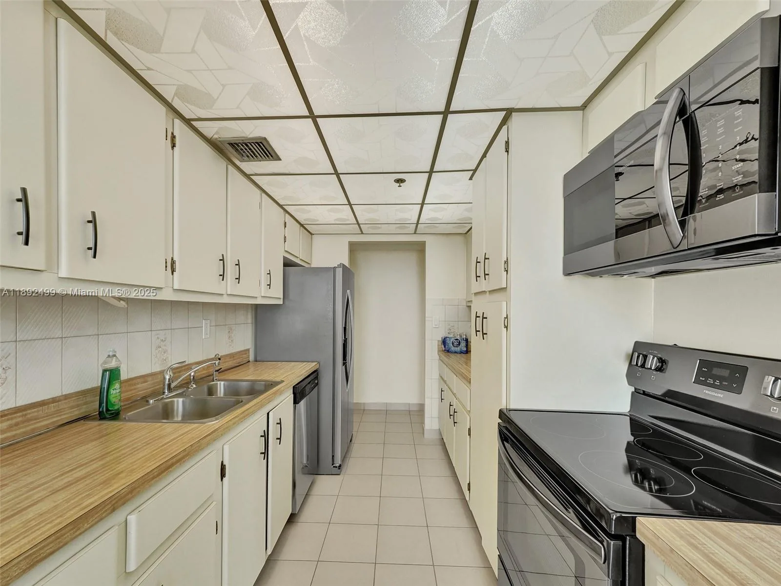 210 174th St # 2316, Sunny Isles Beach, FL 33160 photo 13