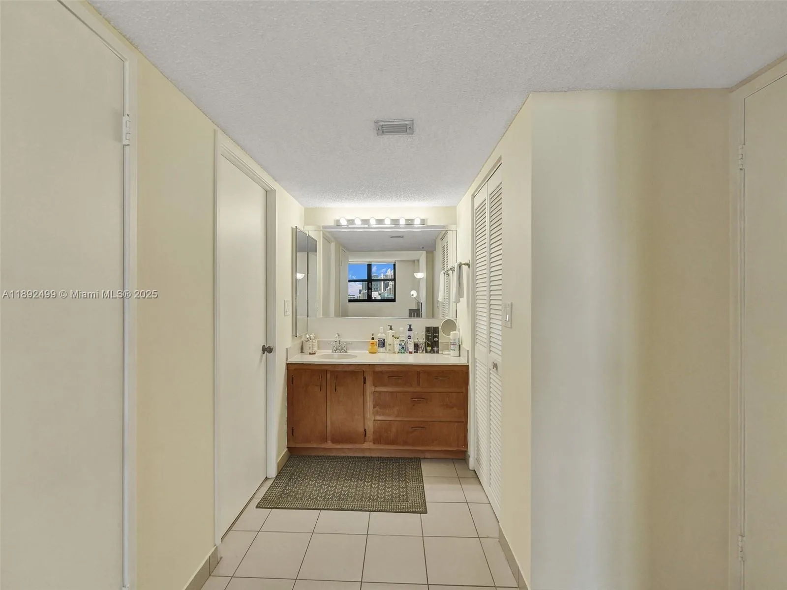 210 174th St # 2316, Sunny Isles Beach, FL 33160 photo 9