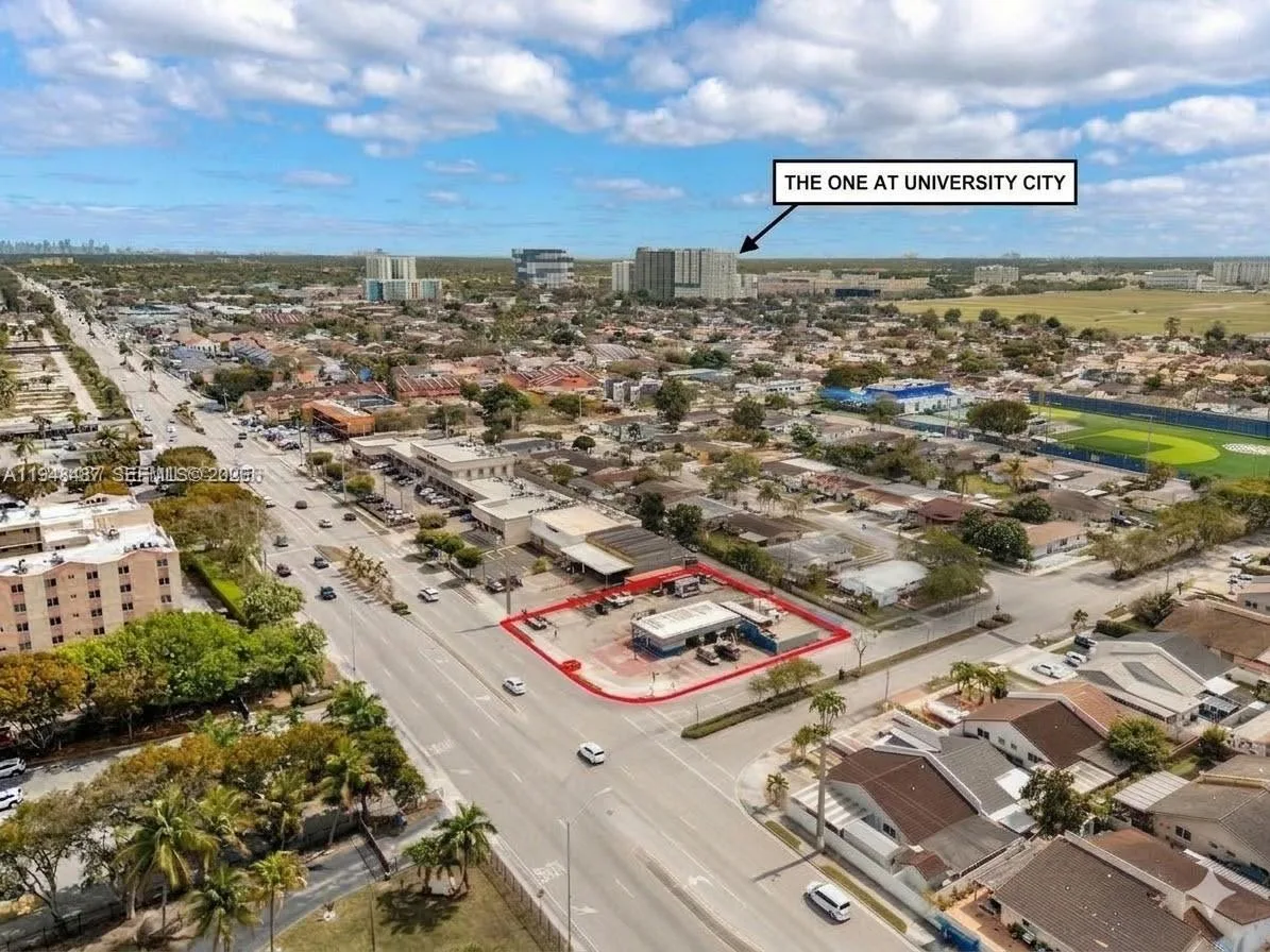 11480 W Flagler St, Sweetwater, FL 33174