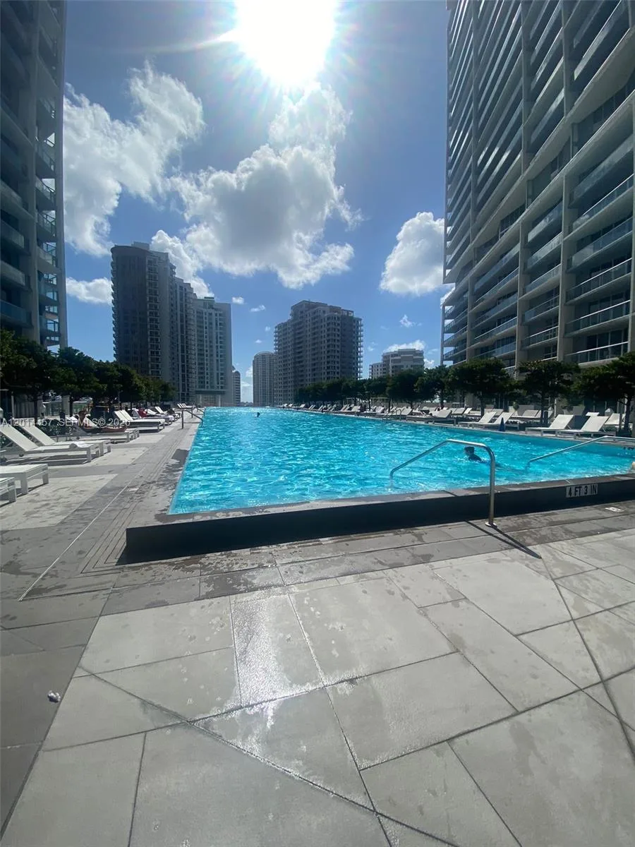 475 Brickell Ave # 5508, Miami, FL 33131 photo 10
