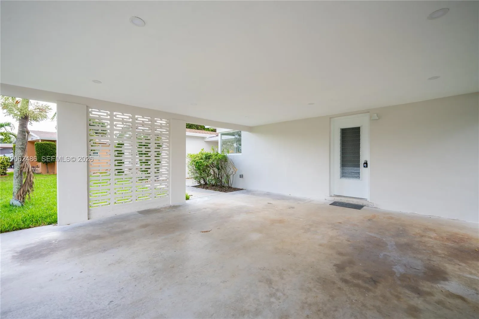 6640 SW 7 ST., Pembroke Pines, FL 33023 photo 3