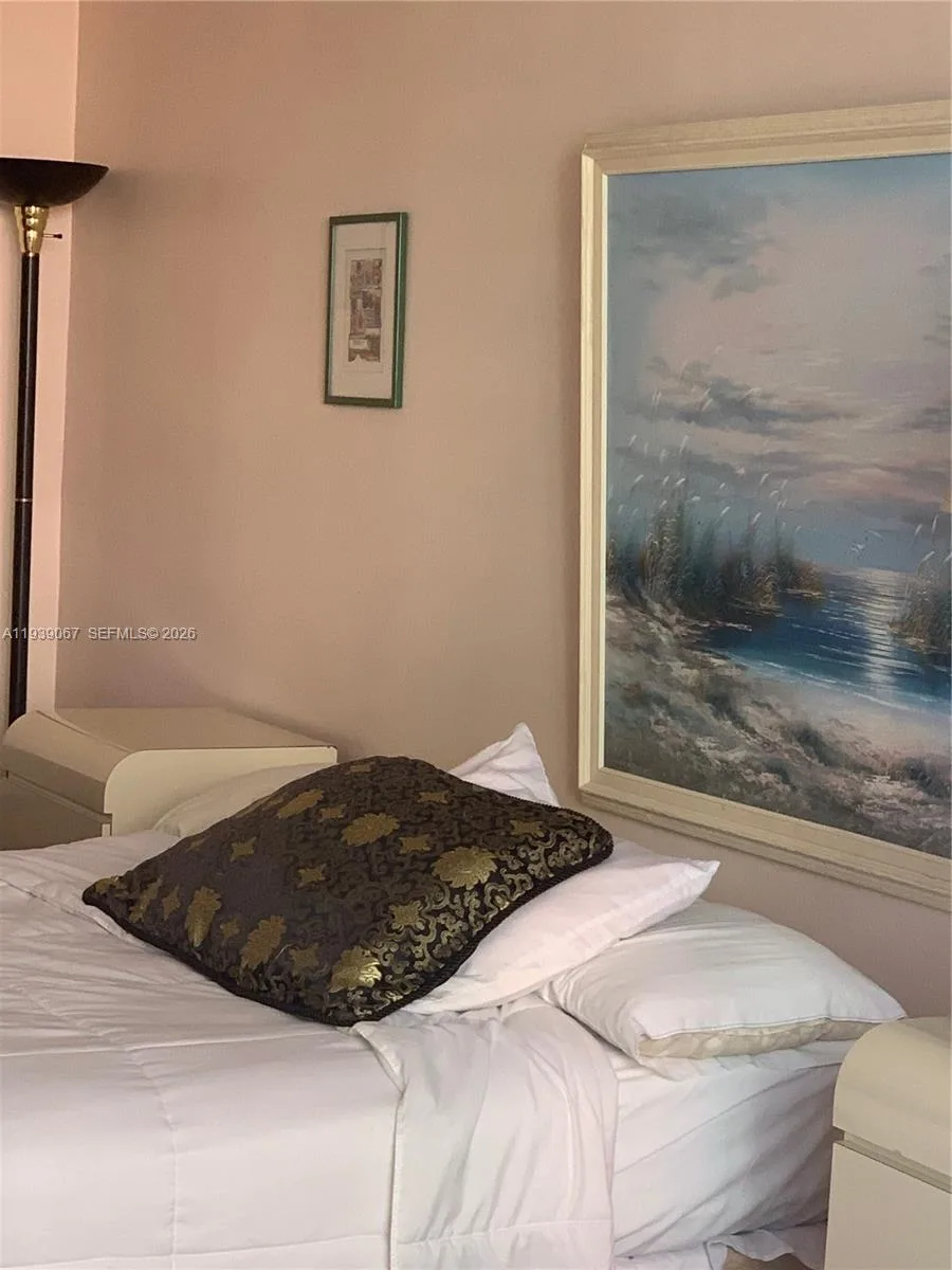 19201 Collins Ave # 323, Sunny Isles Beach, FL 33160 photo 3