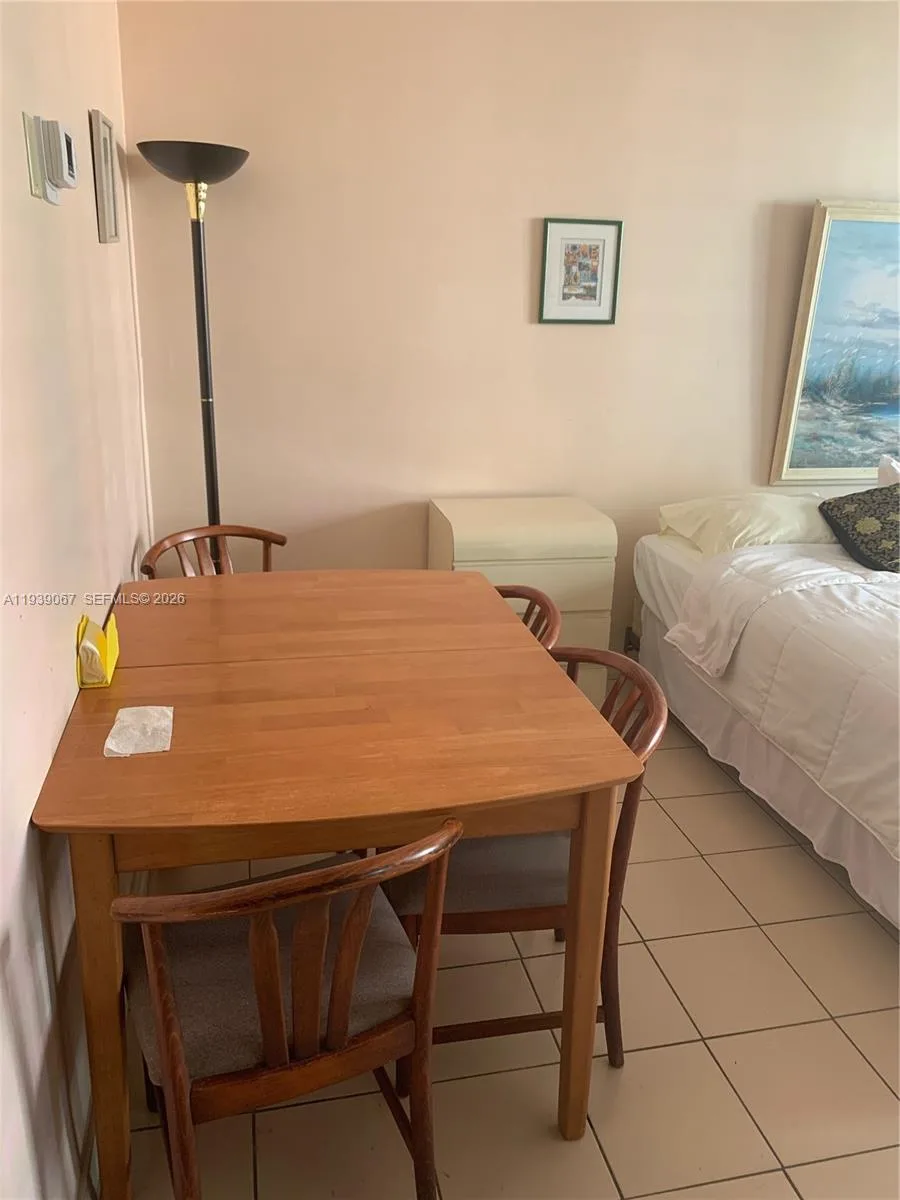 19201 Collins Ave # 323, Sunny Isles Beach, FL 33160 photo 4