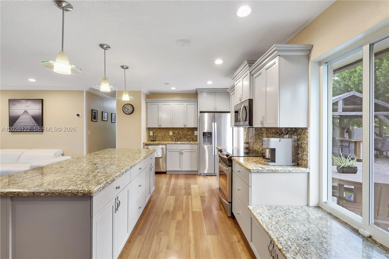 1311 NE 26th Ter, Pompano Beach, FL 33062 photo 7