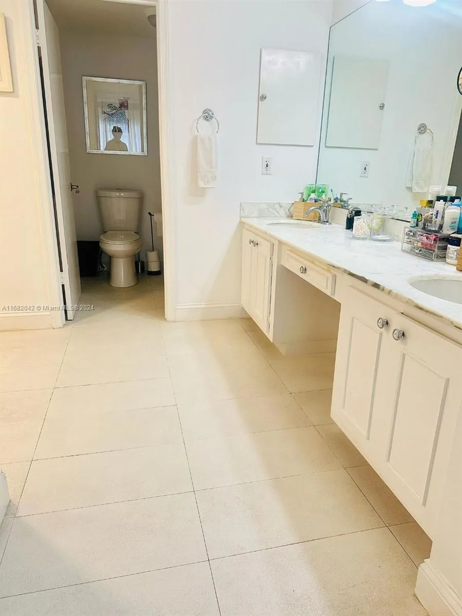 199 Ocean Lane Dr # 613, Key Biscayne, FL 33149 photo 11