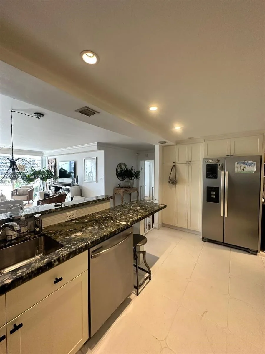 199 Ocean Lane Dr # 613, Key Biscayne, FL 33149 photo 4