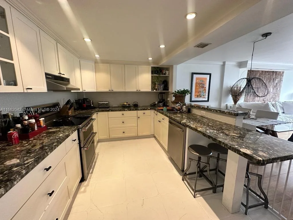 199 Ocean Lane Dr # 613, Key Biscayne, FL 33149 photo 5