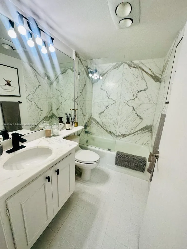 199 Ocean Lane Dr # 613, Key Biscayne, FL 33149 photo 8