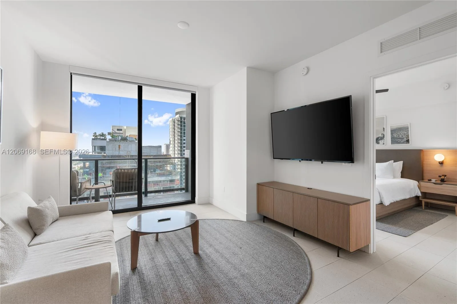 159 NE 6th St # 2804, Miami, FL 33132 photo 7