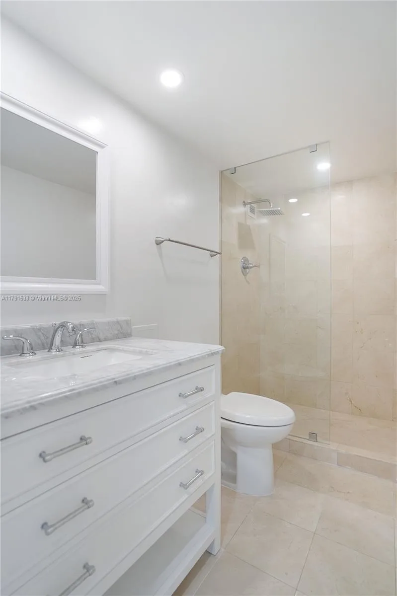 5101 Collins Ave # 14U, Miami Beach, FL 33140 photo 4