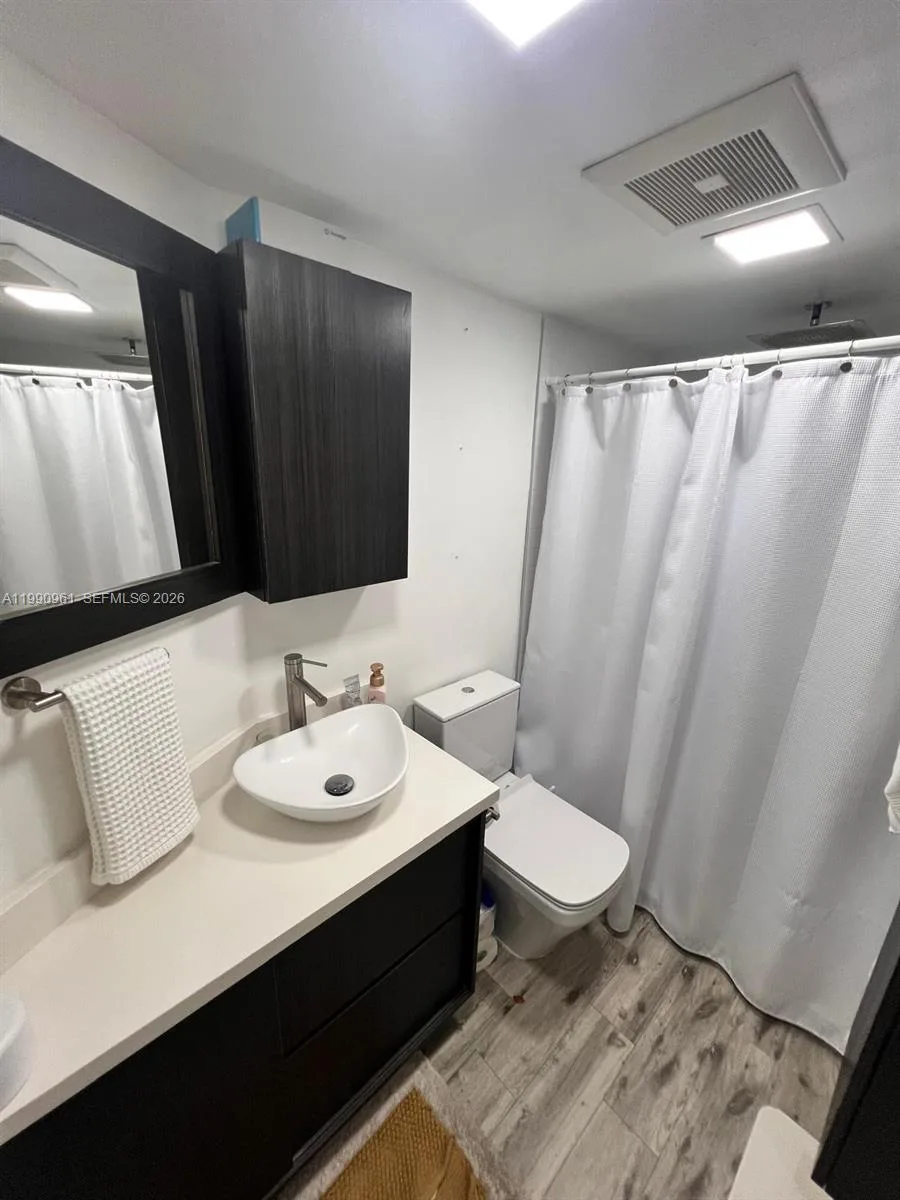 6955 NW 186th St # F104, Hialeah, FL 33015 photo 11
