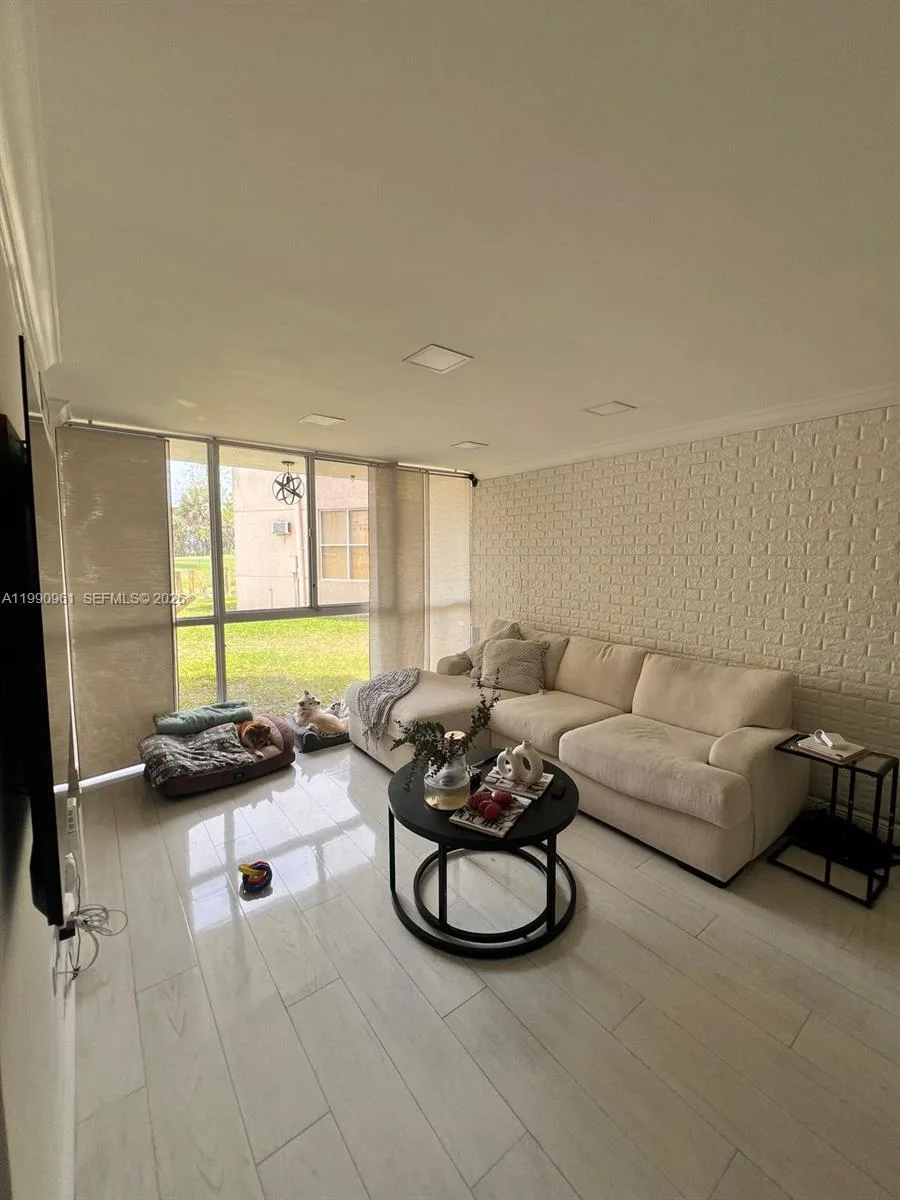 6955 NW 186th St # F104, Hialeah, FL 33015 photo 5