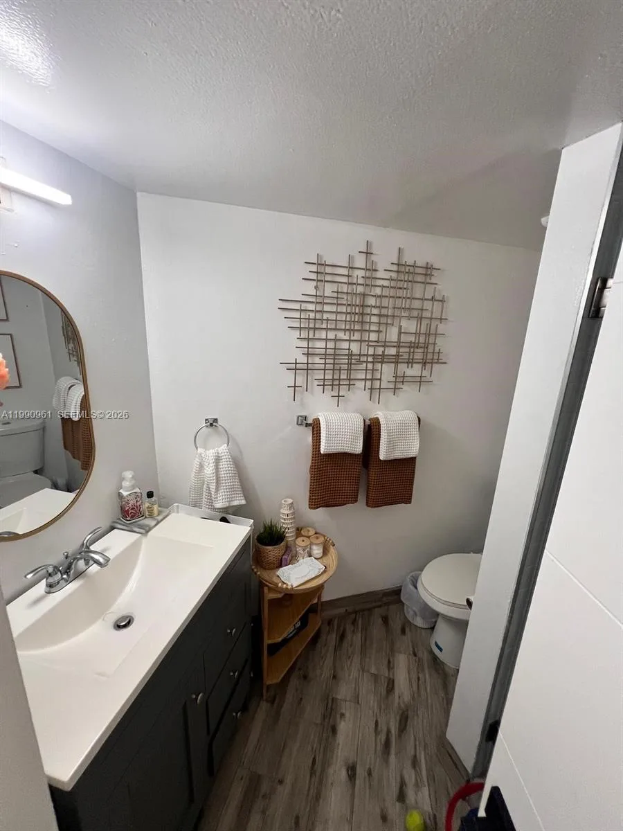 6955 NW 186th St # F104, Hialeah, FL 33015 photo 8