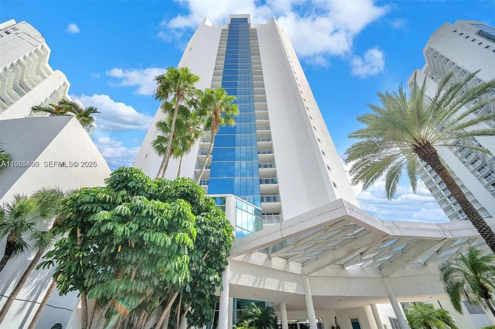 16445 Collins Ave # 2328, Sunny Isles Beach, FL 33160 photo 2