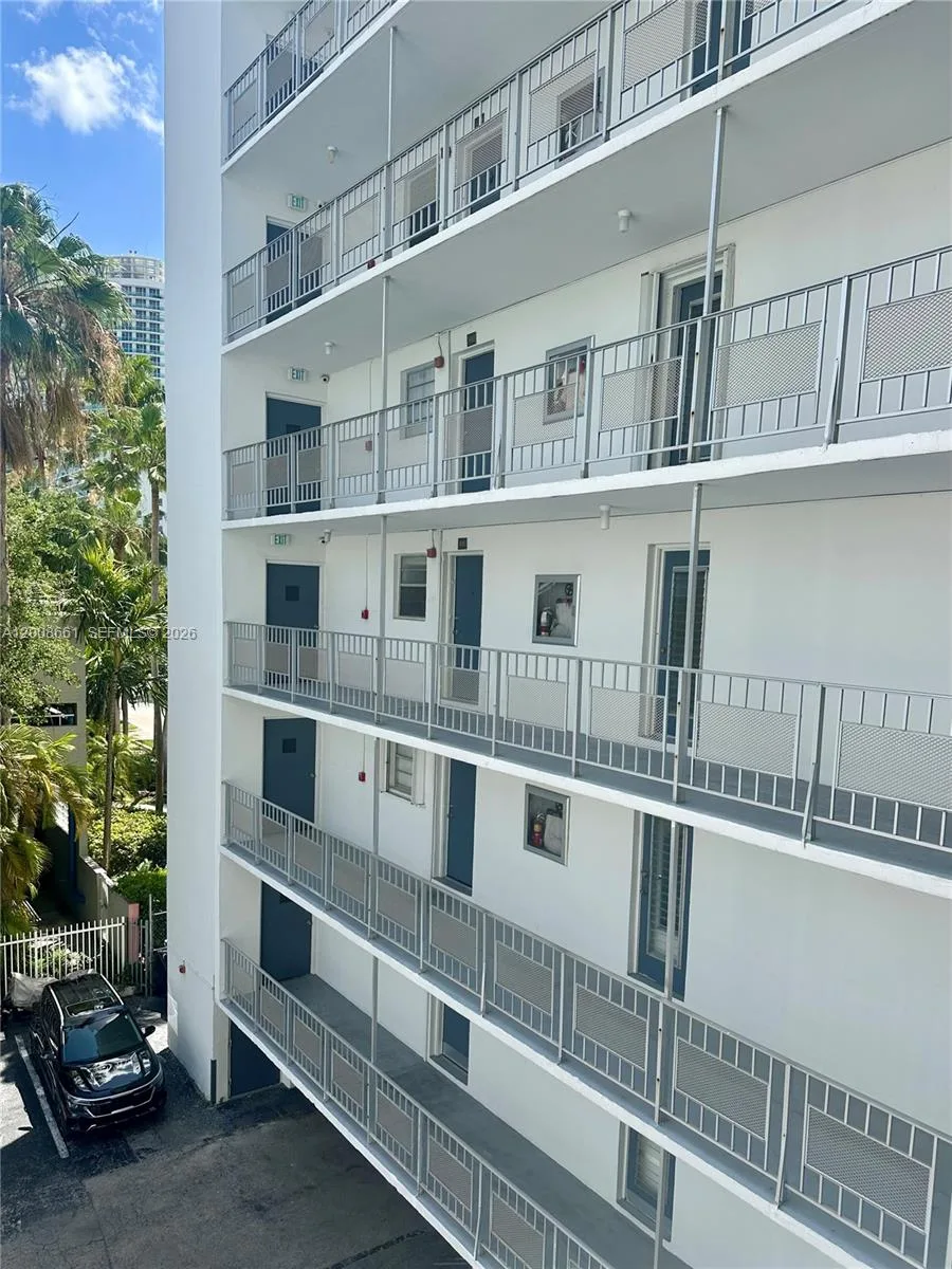1340 Lincoln Rd # 400, Miami Beach, FL 33139 photo 5