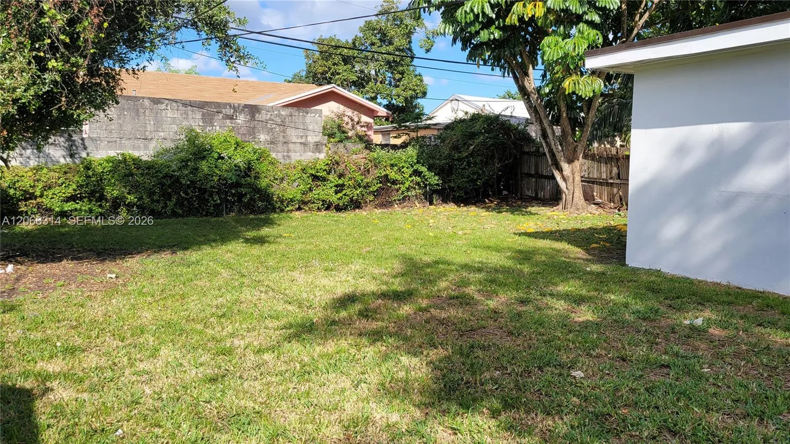 Listing photo 7