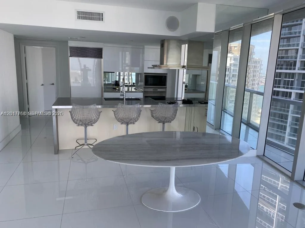 495 Brickell Ave # 2902, Miami, FL 33131 photo 3