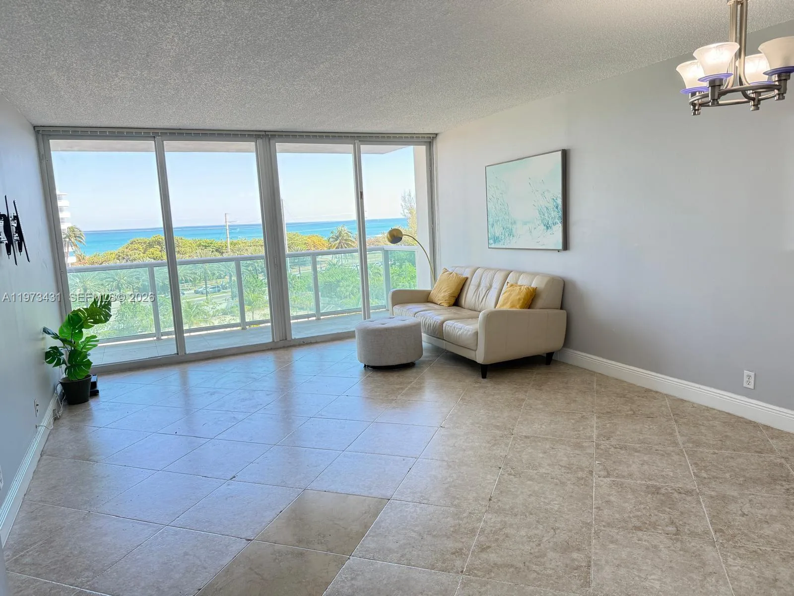 100 Bayview Dr # 610, Sunny Isles Beach, FL 33160 photo 5